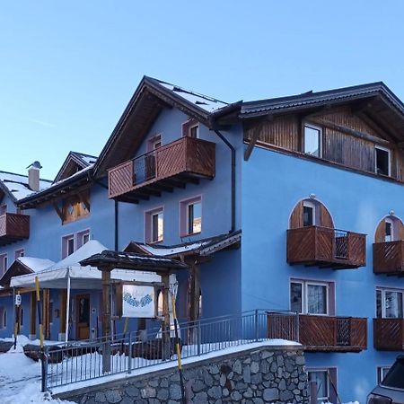 Hotel Cielo Blu Tonalepass Exterior foto